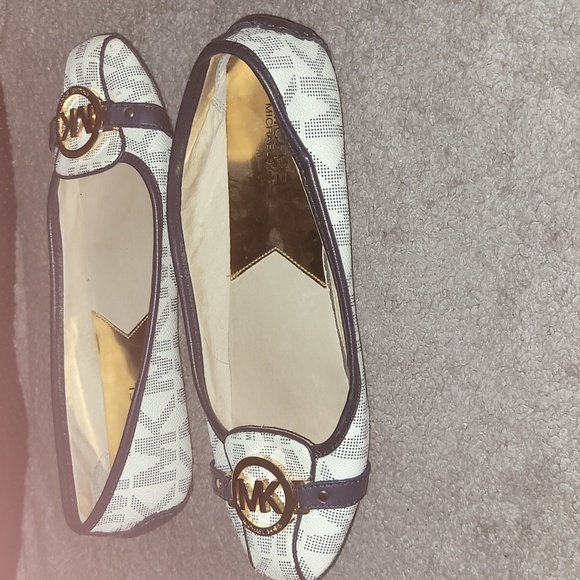Michael Kors Signature Fulton Moc Ballet Flats Size 9 - Picture 7 of 9